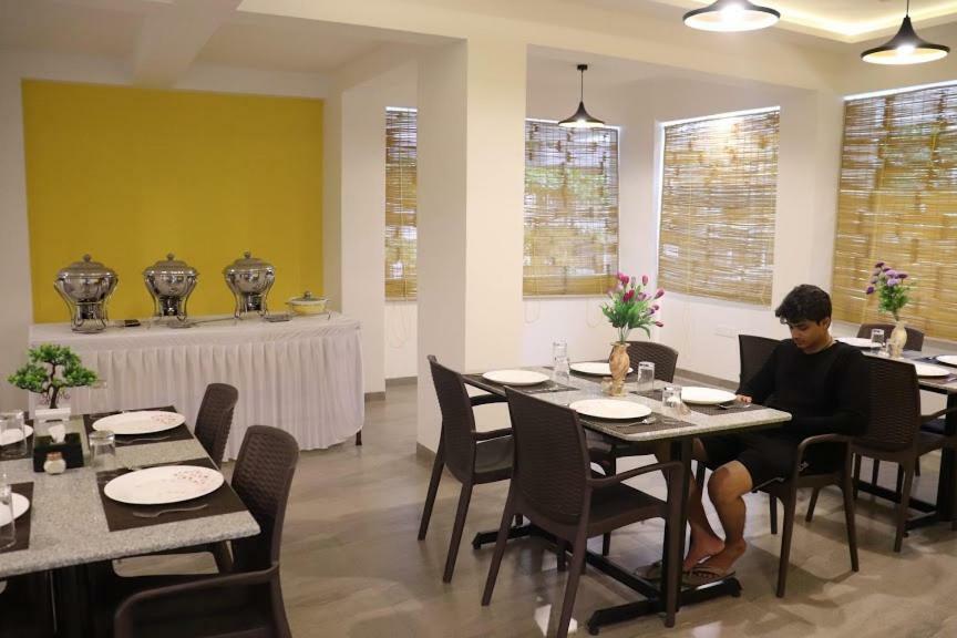 Emerald Vista Luxury Suites Pune Ngoại thất bức ảnh