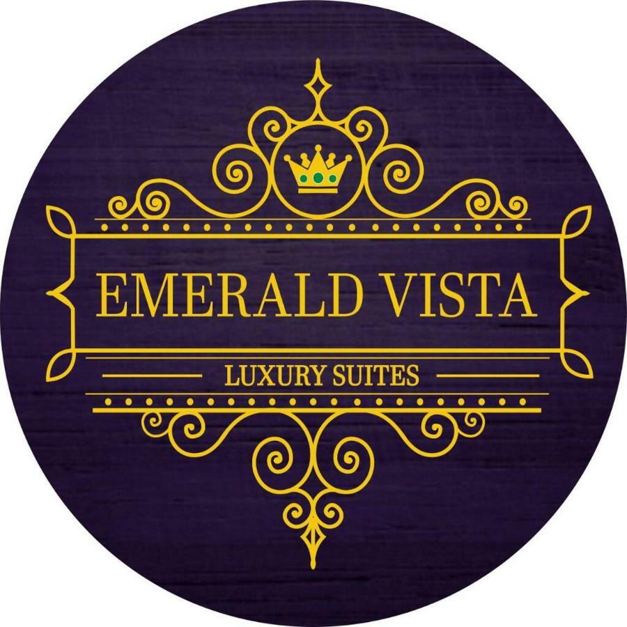 Emerald Vista Luxury Suites Pune Ngoại thất bức ảnh