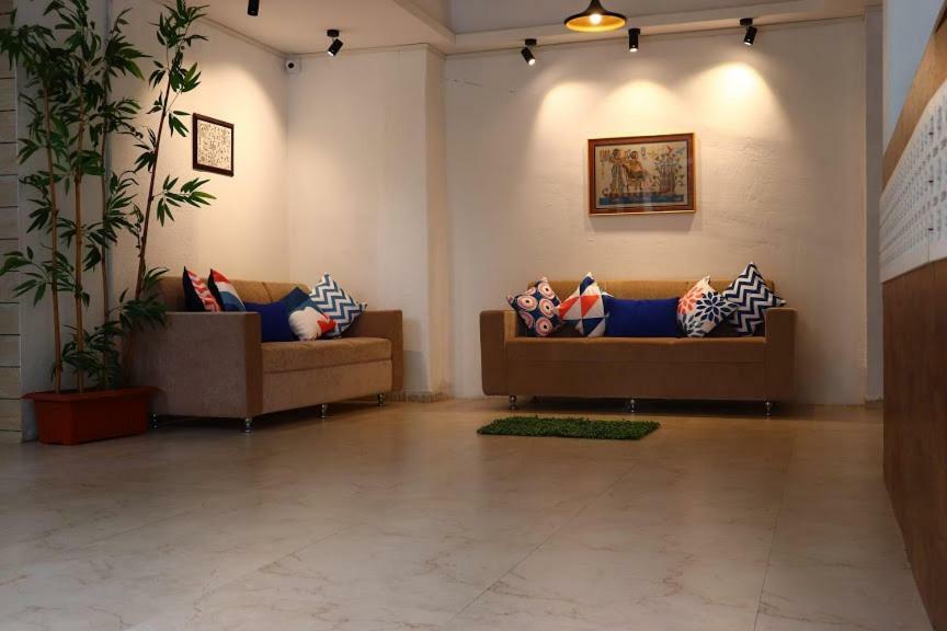 Emerald Vista Luxury Suites Pune Ngoại thất bức ảnh