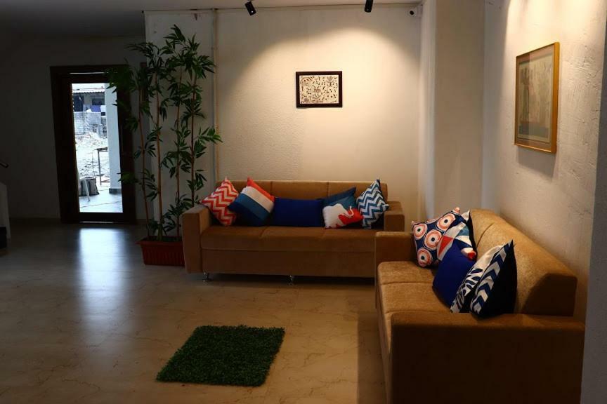 Emerald Vista Luxury Suites Pune Ngoại thất bức ảnh