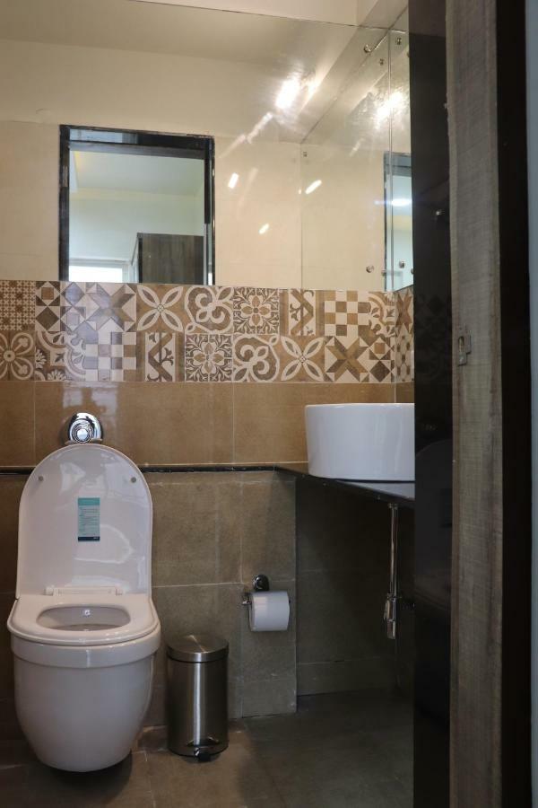 Emerald Vista Luxury Suites Pune Ngoại thất bức ảnh